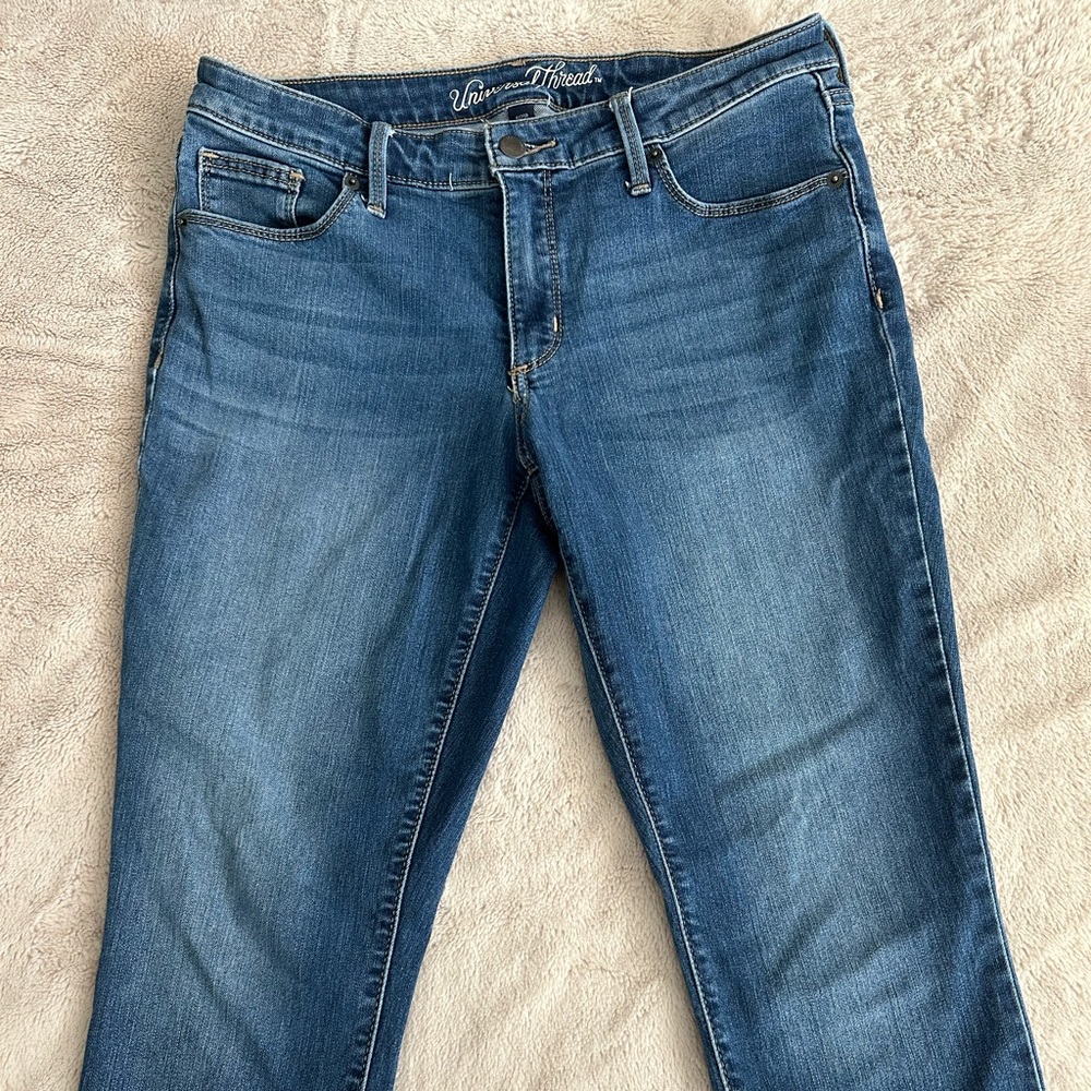 Universal thread,  Mid Rise skinny jeans